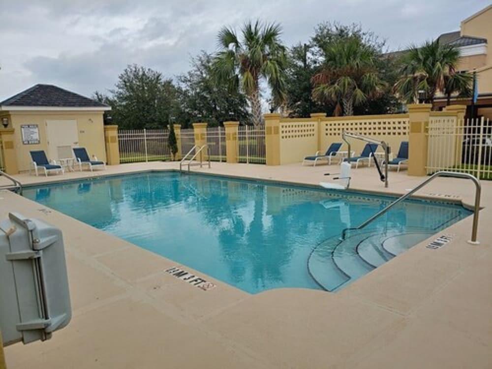 Comfort Inn & Suites Marianna I-10 Bagian luar foto