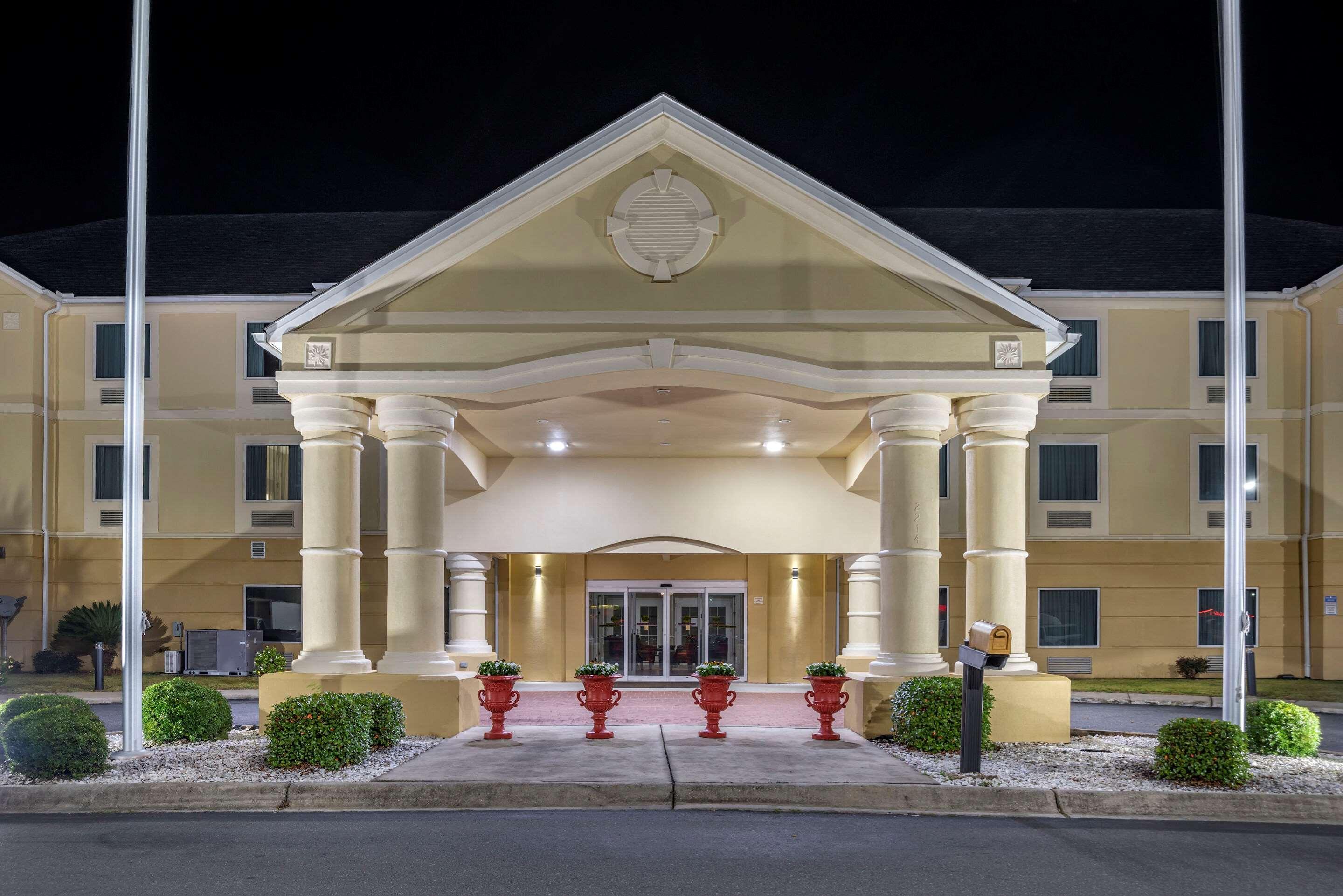 Comfort Inn & Suites Marianna I-10 Bagian luar foto